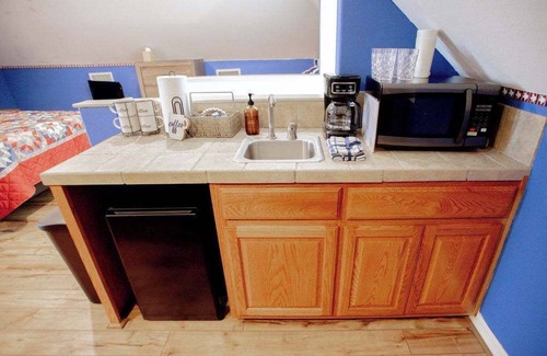 Beaumont Apartment | Studio Apt w/Pool, Grills, Billiards, & Golf Access