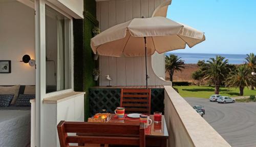 Torralta Apartment | Studio At The Beach