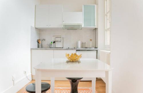 Saint - Aubin - Dupuy Apartment | Studio Aubuisson