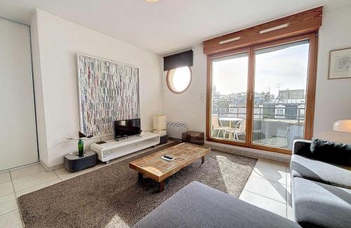 Granville Apartment | Studio avec Balcon et Parking à 50m de la Plage, Centre de Granville - FR-1-361-337