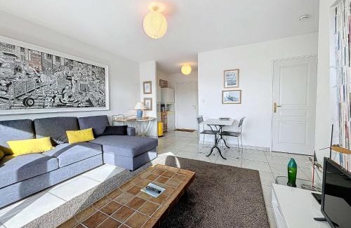 Granville Apartment | Studio avec Balcon et Parking à 50m de la Plage, Centre de Granville - FR-1-361-337