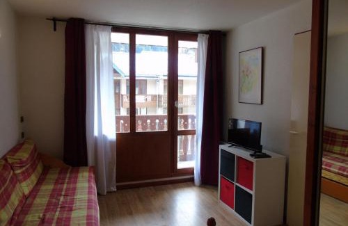 Valfrejus Apartment | Studio avec balcon, wifi et animaux admis à Valfréjus - FR-1-561-2