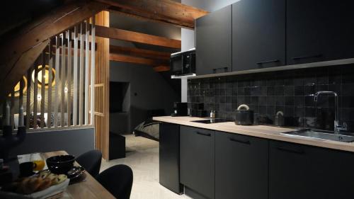 Belfort Apartment | Studio Balneo, Ciel étoilé, Escapade Cosy