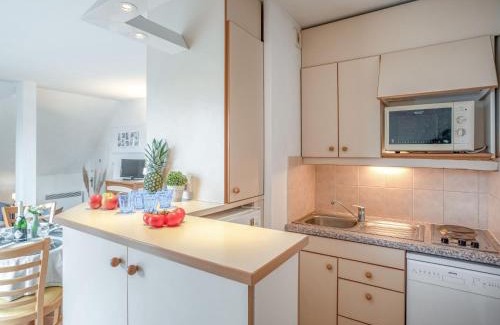 Carnac Apartment | Studio Bleue Océane by Interhome