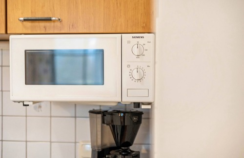 Oberaudorf Apartment | Studio 'Brünnstein-Zimmer 40' with Pool, Shared Garden and Sauna