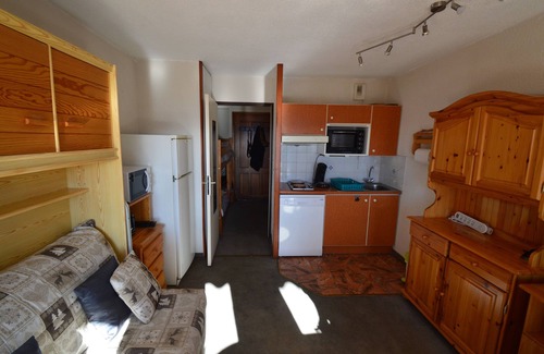 Font-Romeu-Odeillo-Via Apartment | Studio cabin FONT ROMEU, beautiful south-facing terrace