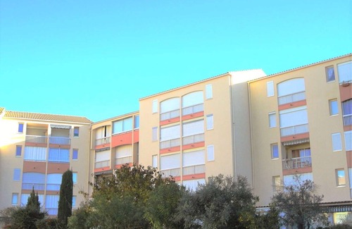 Travo Apartment | Studio cabin near sea and air-conditioned shops