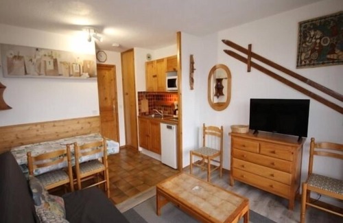 Les Saisies Apartment | Studio cabin with large terrace, parking and TV