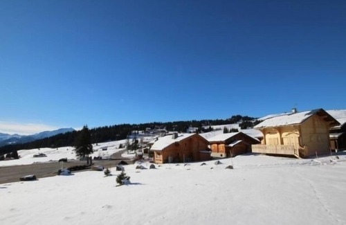 Les Saisies Apartment | Studio cabin with large terrace, parking and TV