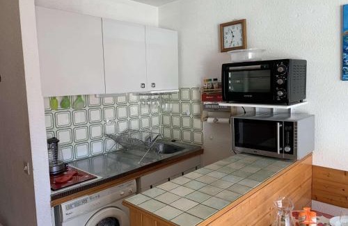 Le Grau-dʼAgde Apartment | Studio Cabine à 100m de la Plage, Terrasse, Proche Commerces - 4 Couchages - FR-1-423-215