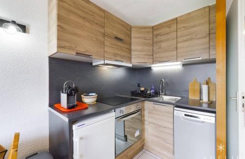 La Rosiere Apartment | Studio cabine à 80m des pistes avec parking et balcon exposé sud - FR-1-398-643