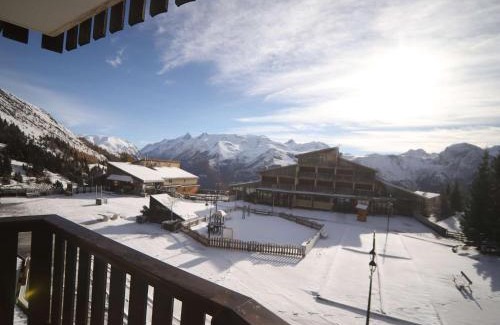Auris Apartment | Studio cabine 4 pers au pied des pistes avec balcon - Auris en Oisans - FR-1-297-331