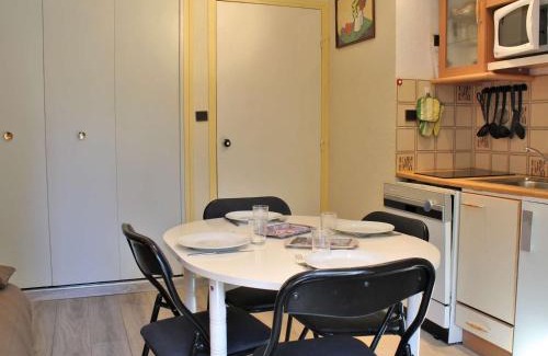 Risoul Apartment | Studio Cabine 4 Pers, Pied de Piste, Centre Station - FR-1-330-86