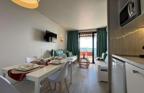 La Croix des Gardes Apartment | Studio cabine 5 personnes avec piscine et parking à Cannes - FR-1-609-97