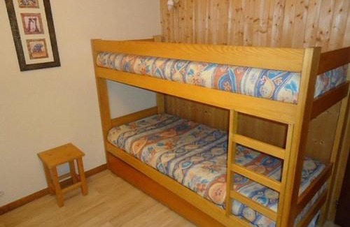 La Clusaz Apartment | Studio cabine au centre, balcon sud, parking, proche pistes et commerces - FR-1-459-89