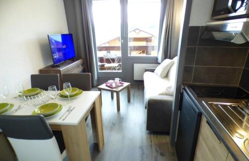 Les Saisies Apartment | Studio Cabine aux Saisies, Balcon Sud/Est, 4 Pers, Centre et Commerces Proches, Label Qualité 3 Diamants - FR-1-594-148