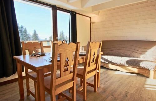 Chamrousse Apartment | Studio cabine avec balcon, parking couvert, animaux non admis - FR-1-340-122
