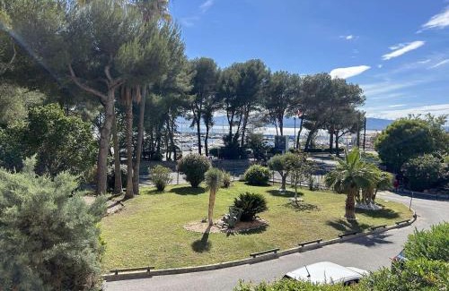 Saint-Raphael Apartment | Studio cabine climatisé avec terrasse et garage - 4 couchages, St Raphaël - FR-1-226A-180