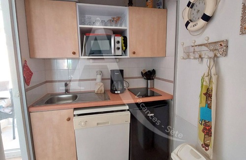 Sete Apartment | Studio cabine en rez de jardin au sein d'une résidence avec piscine