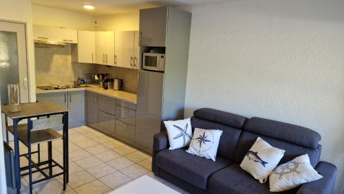 Cap d'Agde Apartment | Studio cabine et loggia au calme avec linge et parking inclus