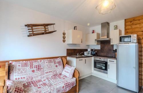 Morzine Apartment | Studio cabine lumineux 2* à Morzine, proche pistes, balcon Sud-Est, parking privé, 2-4 pers. - FR-1-754-57