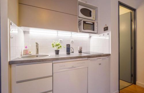 Saint-Lary-Soulan Apartment | Studio Cabine pour 4 à Saint-Lary-Soulan avec Balcon, Parking et Proche Téléphérique - FR-1-296-431