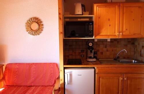 Les Saisies Apartment | Studio cabine pour 5 pers, proche centre et pistes, balcon sud – Les Saisies - FR-1-594-78