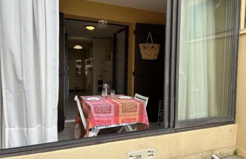 Saint-Pierre-la-Mer Apartment | Studio cabine près de la plage pour 4 pers., animaux admis - FR-1-229D-148