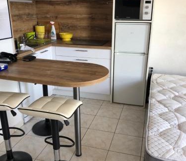 Valras-Plage Apartment | Studio cabine Toi et Moi à 30 m de la plage de Valras centre