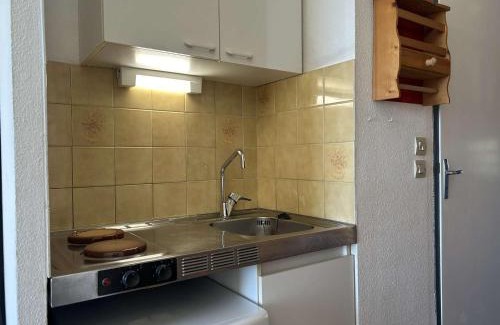 Saint-Pierre-la-Mer Apartment | Studio Cabine Vue Mer - 4 Pers, Balcon, Animaux Bienvenus - FR-1-229D-15