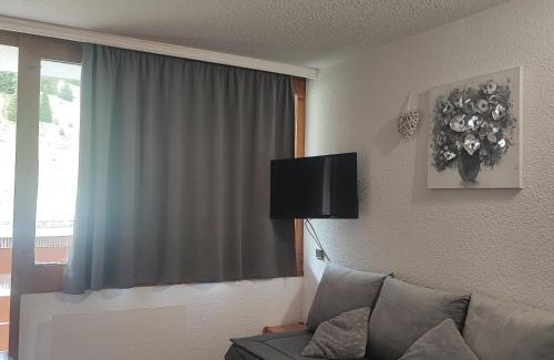 La Plagne-Tarentaise Apartment | Studio chalereux au pied des pistes
