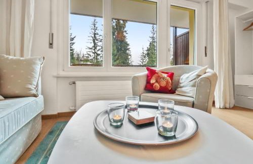 Lens Apartment | Studio chaleureux et paisible