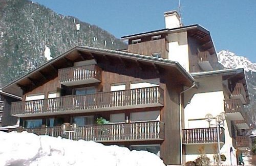 Chamonix City Centre Apartment | Studio Chamonix, 4 Pers, Proche Pistes, Balcon, Parking, Animaux Admis - FR-1-517-32