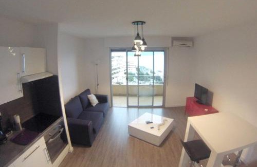 Ajaccio Apartment | "Studio charmant avec vue sur mer à Ajaccio - 28 m², terrasse"