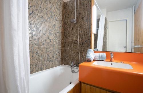 Les Menuires Apartment | Studio Chavière 617 by Interhome