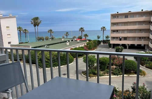 Le Lavandou Apartment | Studio Climatisé vue mer Avec Parking