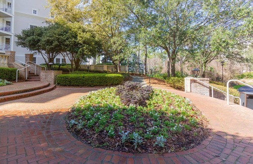 Baytowne Wharf Condo | Studio Condo in Lasata at Sandestin Golf and Beach Resort