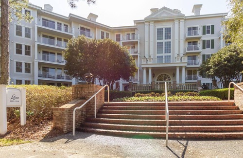 Baytowne Wharf Condo | Studio Condo in Lasata at Sandestin Golf and Beach Resort
