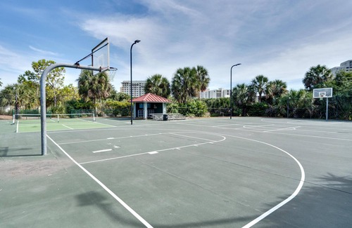 Sandestin Condo | Studio condo on 7th Floor with Gulf Views at Luau in Sandestin Golf & Beach Resort