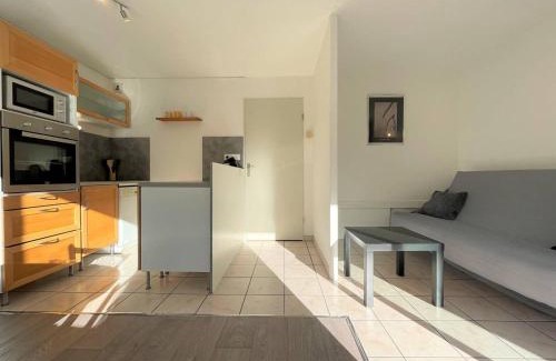 Briancon Apartment | Studio confortable avec coin nuit pour 4 pers, à 100m de la télécabine et 200m du centre, parking inclus - FR-1-330C-135
