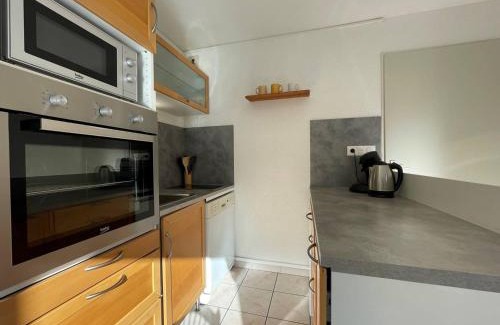 Briancon Apartment | Studio confortable avec coin nuit pour 4 pers, à 100m de la télécabine et 200m du centre, parking inclus - FR-1-330C-135