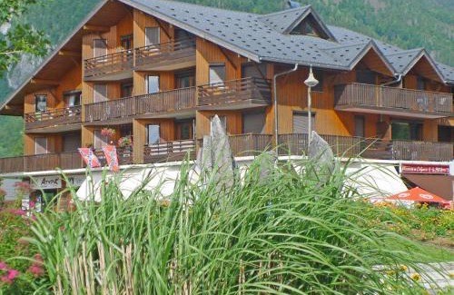 Samoens Apartment | Studio confortable face aux télécabines, proche loisirs avec parking et animaux admis à Samoëns - FR-1-629-54