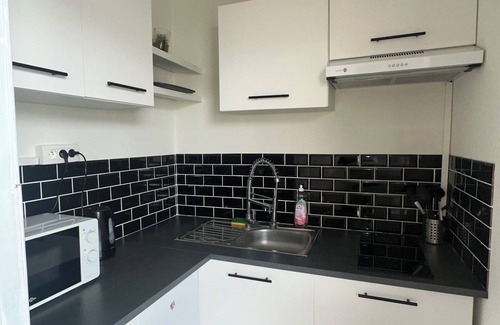 Chalons-en-Champagne Apartment | Studio Cosy Chalons en Champagne