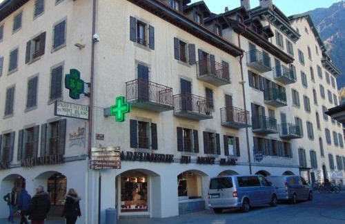 Chamonix City Centre Apartment | Studio cosy 2 pers. avec balcon, centre Chamonix, proche commerces et pistes sk - FR-1-517-23