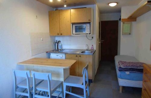 Valfrejus Apartment | Studio cosy 3 pers. à 20m du télécabine, balcon, draps inclus - FR-1-561-1