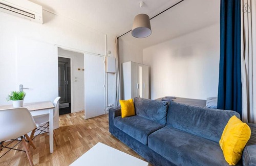 Notre-Dame du Mont Apartment | Studio Cours Julien