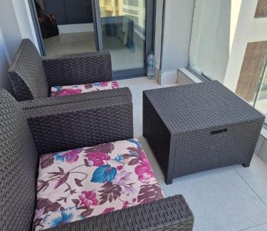 Casablanca Apartment | Studio design avec balcon & vue, Quartier Princess