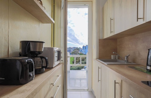 Saint-Quay-Portrieux Apartment | Studio "Direct Sea View for 2 People" with Sea View, 2 Balconies and Wi-Fi