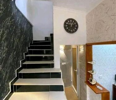 Lolo Bouenguidi Apartment | Studio disign 3
