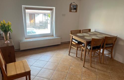 Augustow Apartment | Studio dwupokojowe z łazienką i kuchnią